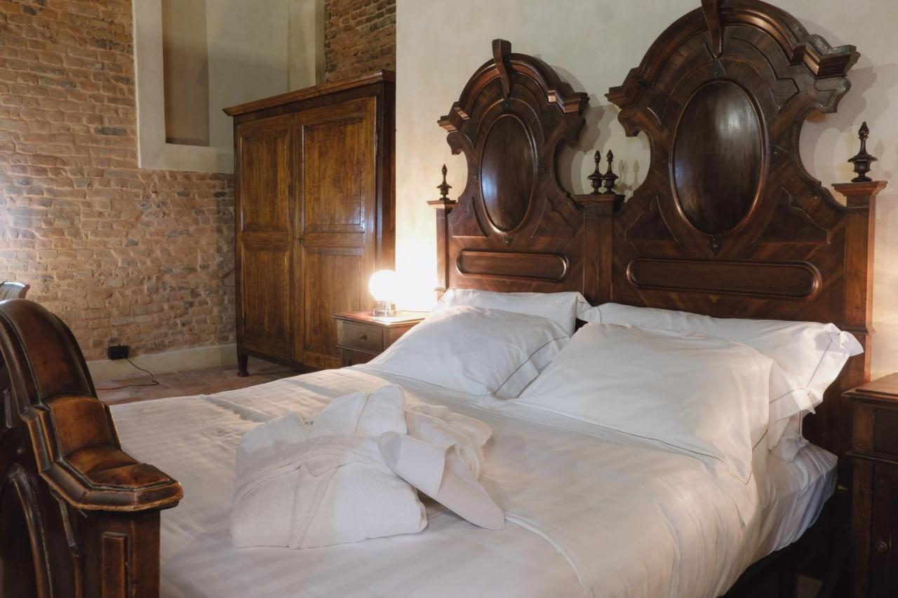Foresteria Palazzo Guazzoni Zaccaria Cremona Bagian luar foto