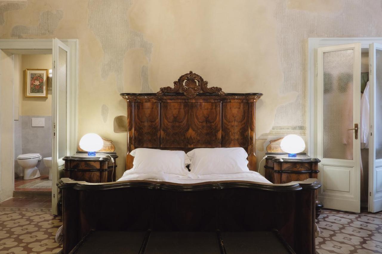 Foresteria Palazzo Guazzoni Zaccaria Cremona Bagian luar foto