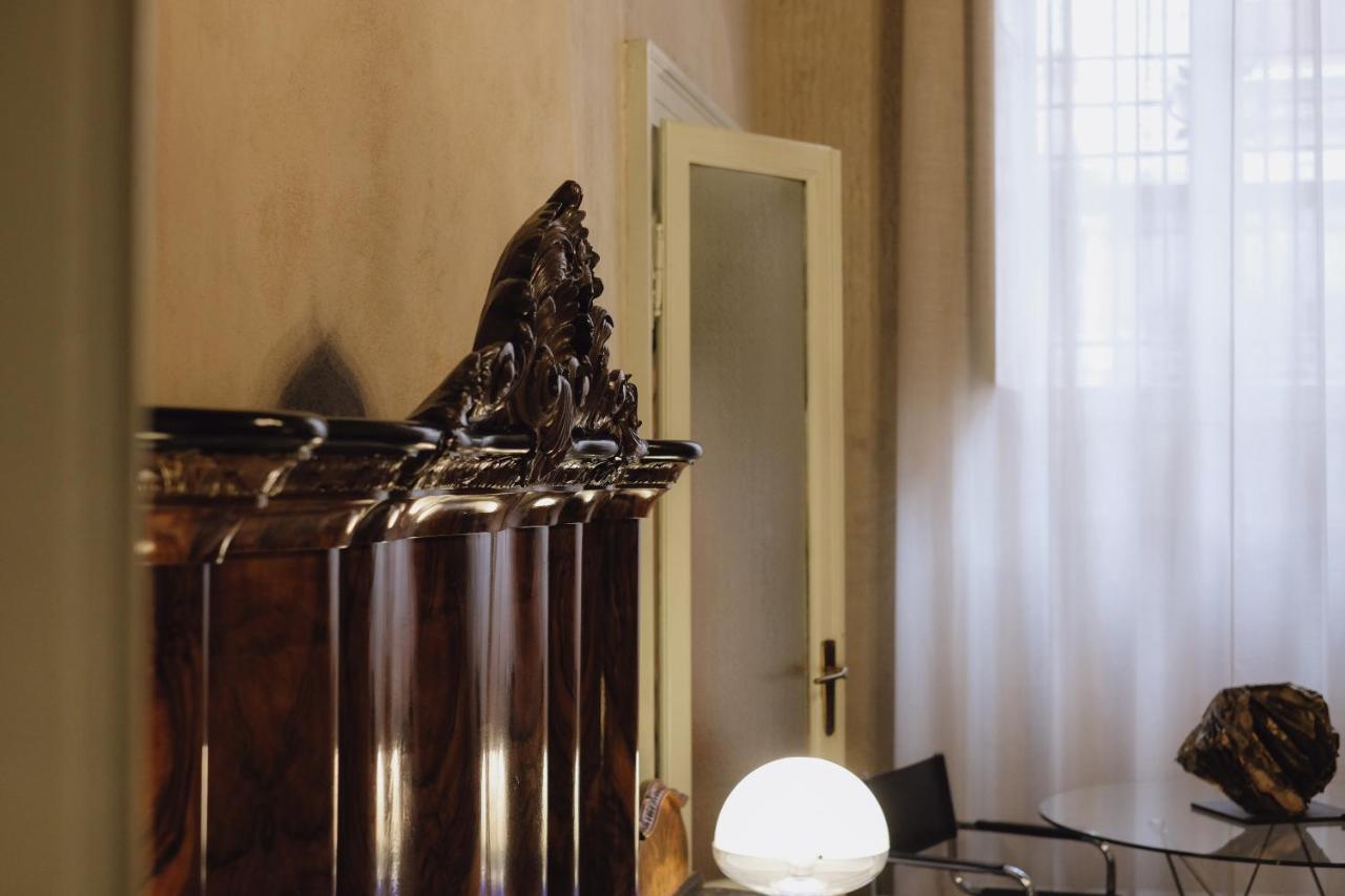 Foresteria Palazzo Guazzoni Zaccaria Cremona Bagian luar foto