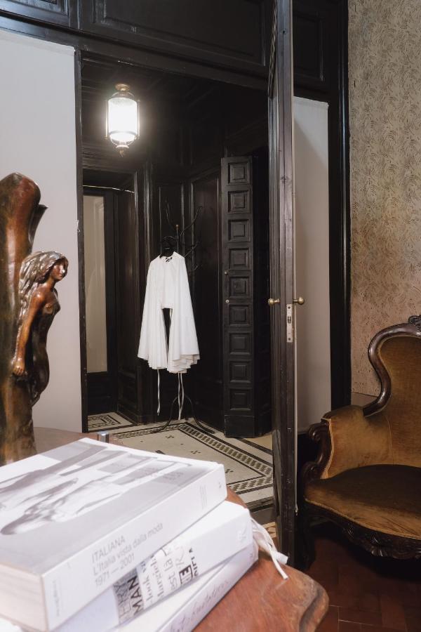 Foresteria Palazzo Guazzoni Zaccaria Cremona Bagian luar foto