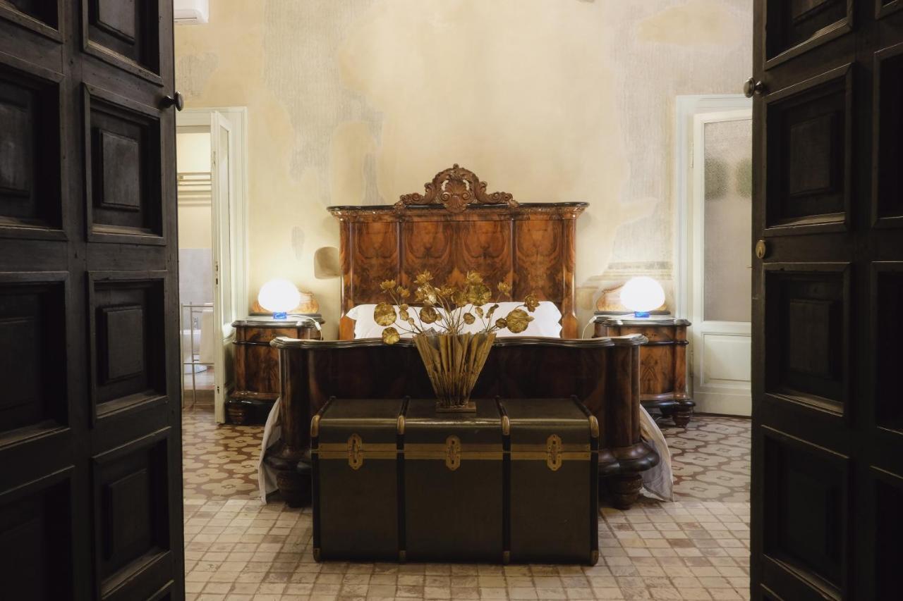 Foresteria Palazzo Guazzoni Zaccaria Cremona Bagian luar foto