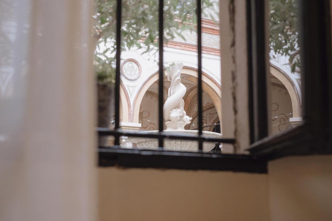 Foresteria Palazzo Guazzoni Zaccaria Cremona Bagian luar foto