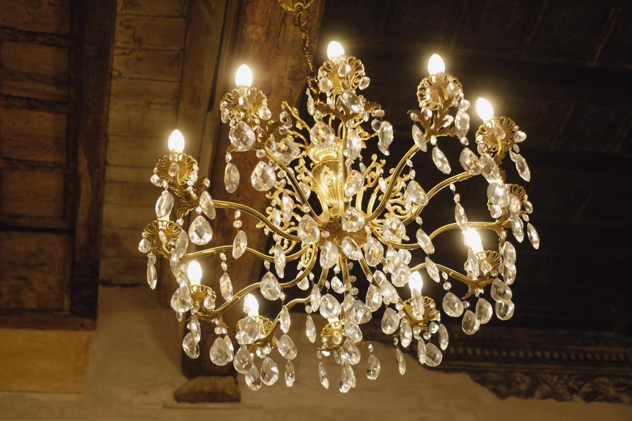 Foresteria Palazzo Guazzoni Zaccaria Cremona Bagian luar foto